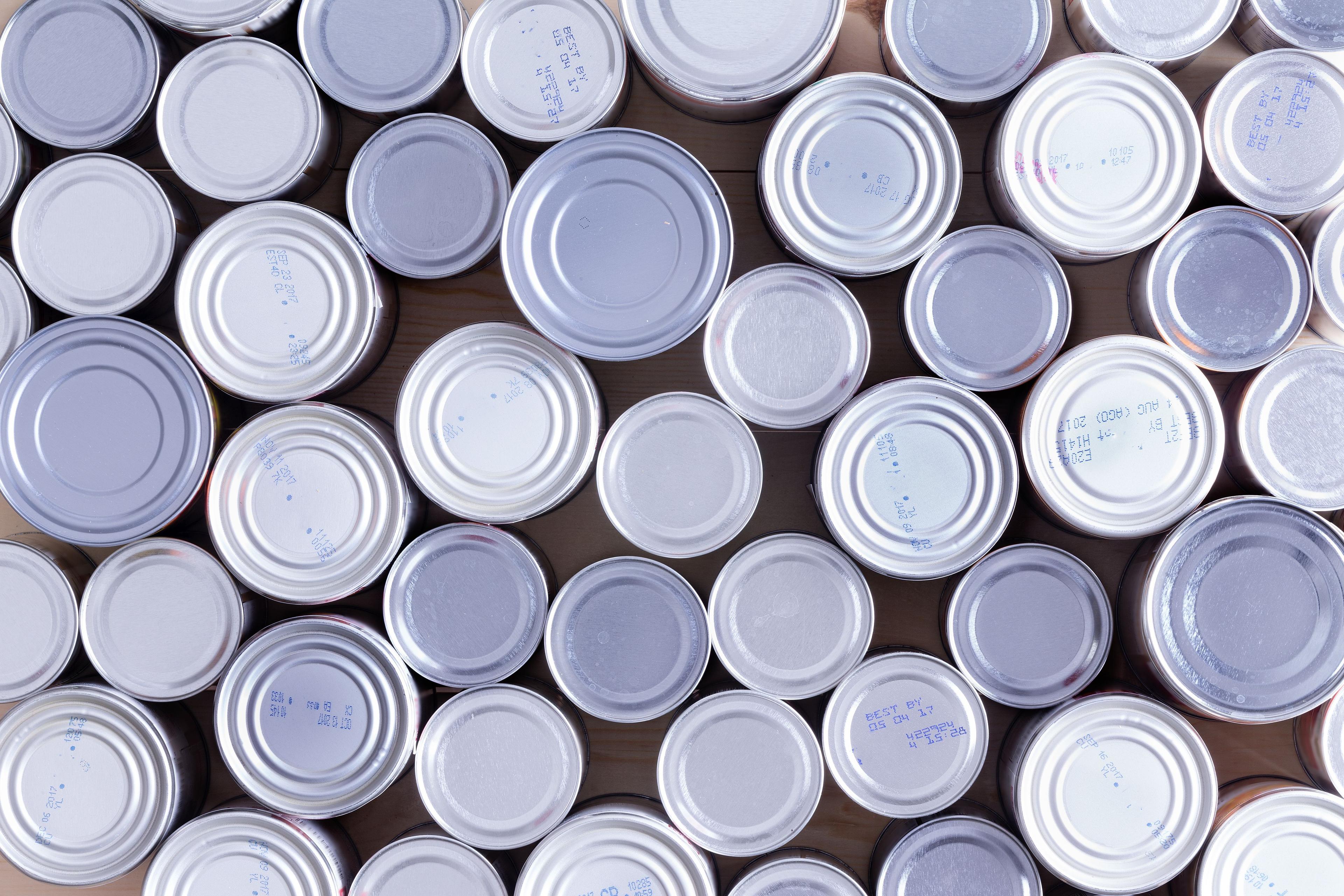 5 Industries That Rely on Metal Containers for Packaging