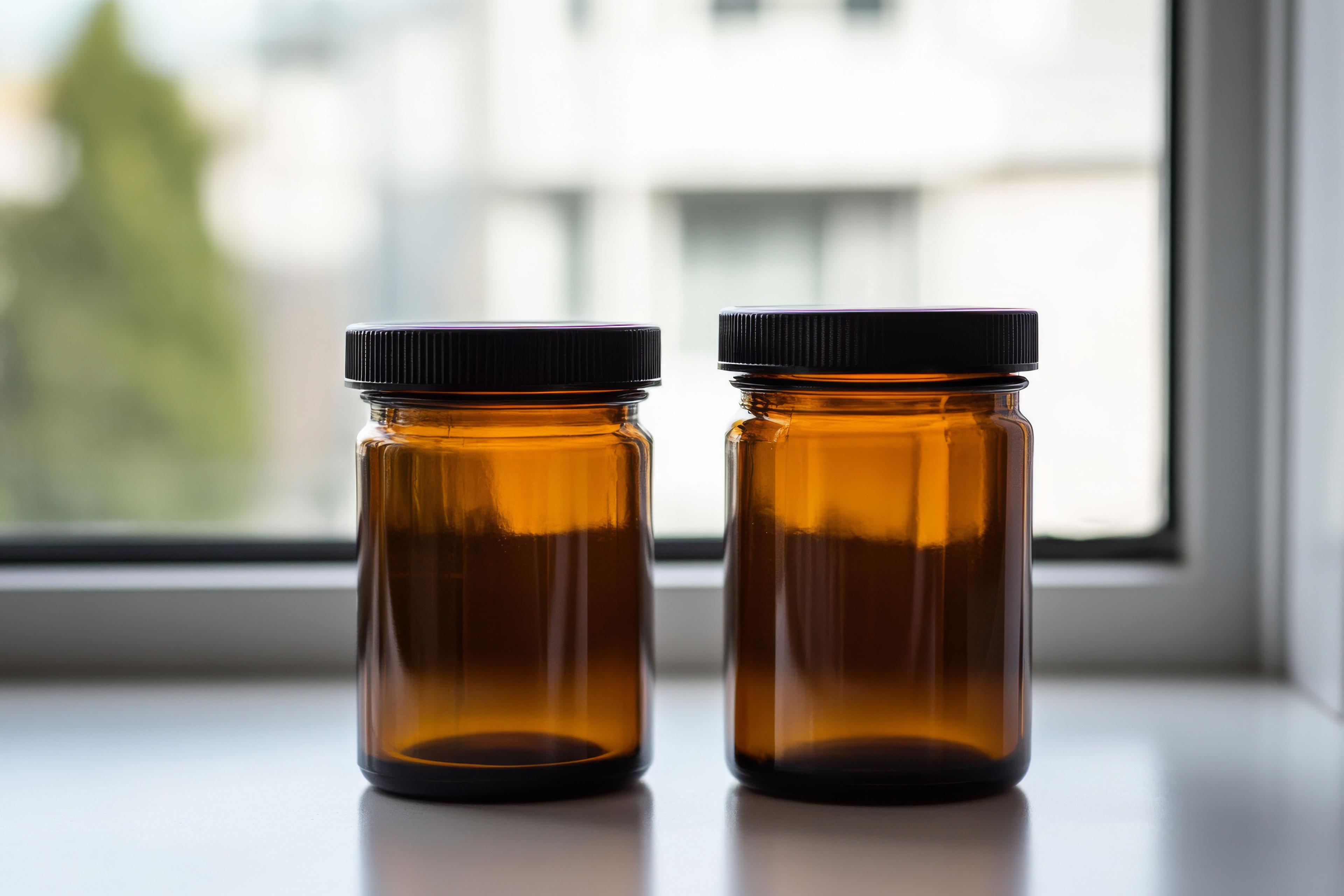 Glass Jars vs. Plastic Jars: Pros and Cons