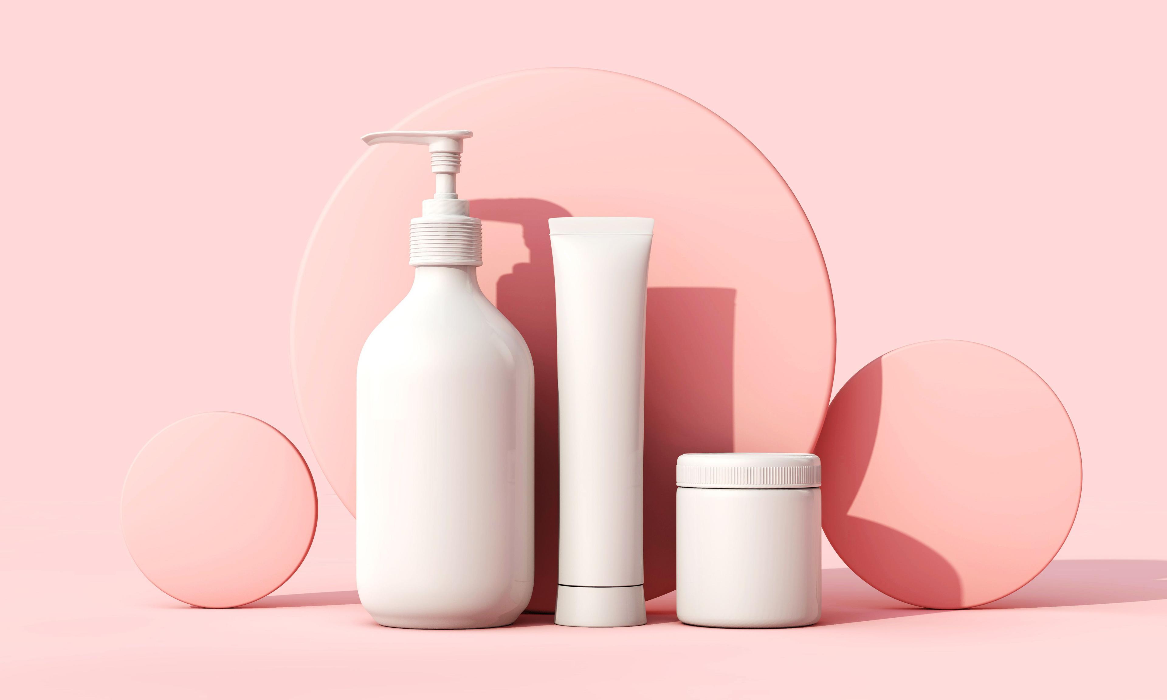 How to Choose Between Glass and Plastic for Cosmetics