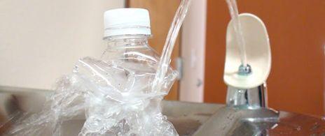 Paris offers sparkling water to the public to decrease the need for plastic bottles